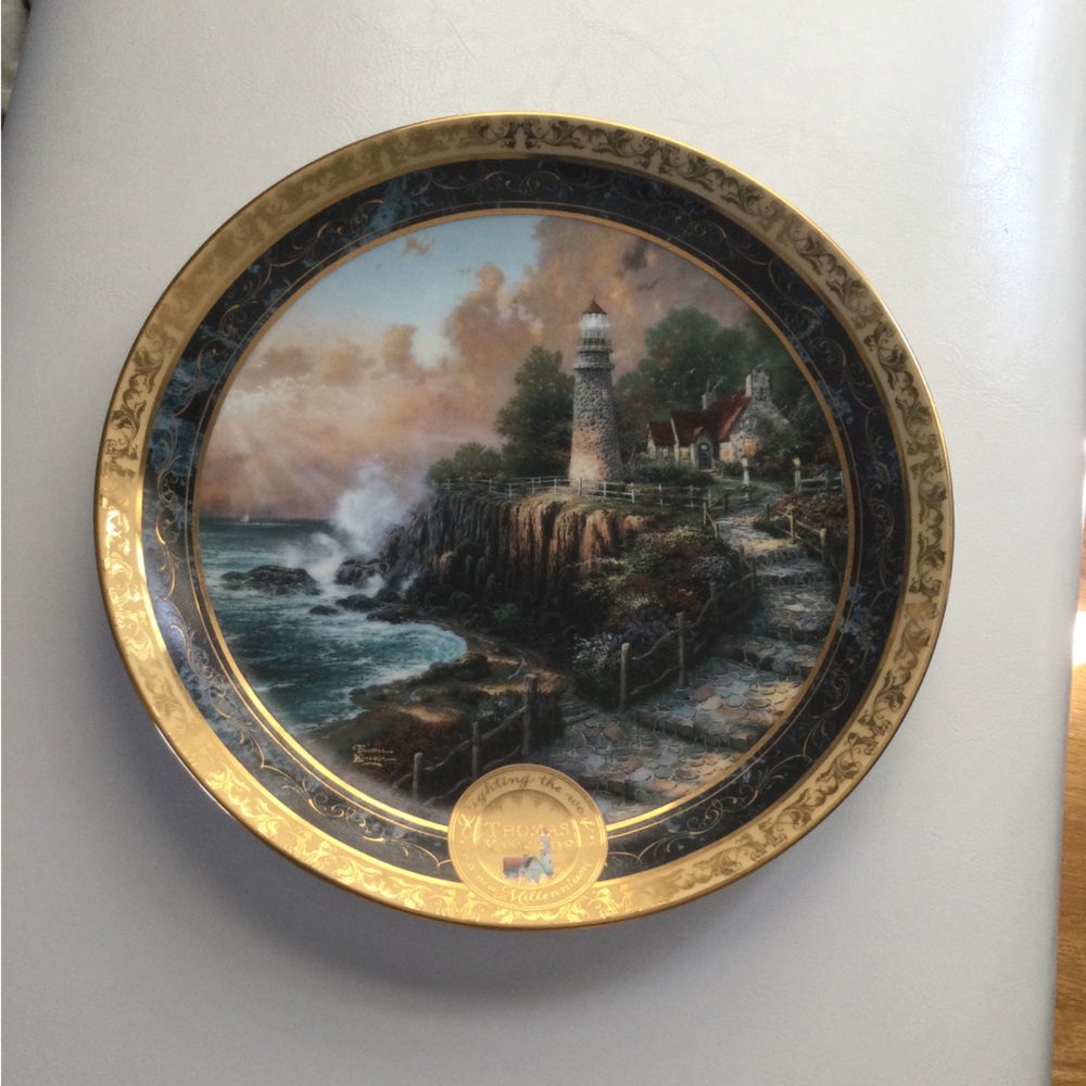 Thomas Kinkade 1999 Millennium Plate - The Light Of Peace